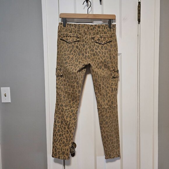 Frame Revolve Cheetah Cargo Skinny Pants - Picture 5 of 8